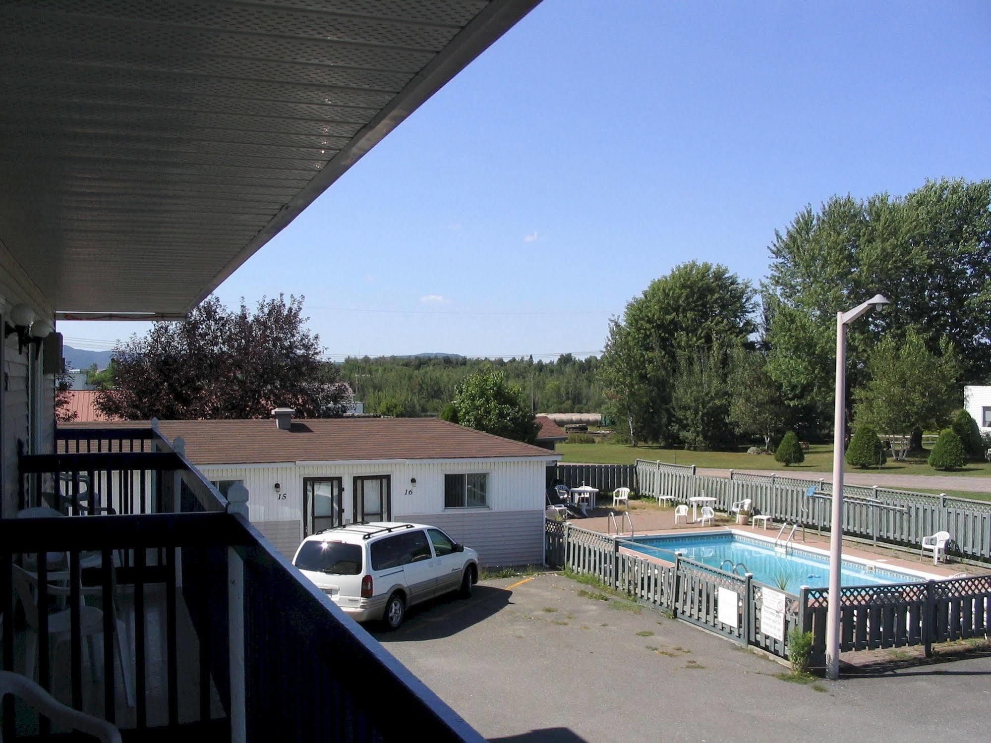 Hotel Motel Granby Exterior foto